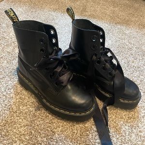Dr Martens Platform Molly Boot Womens Size 8